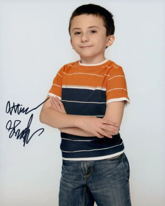 Atticus Shaffer autograph