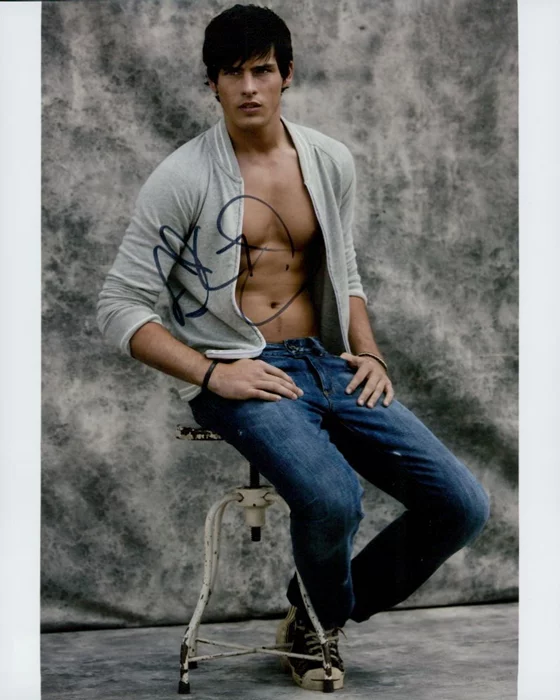 Adam Gregory autograph