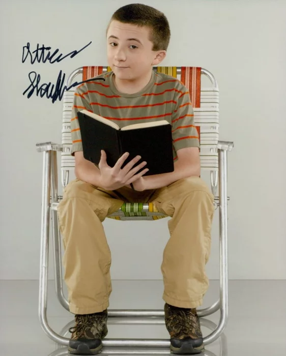 Atticus Shaffer autograph