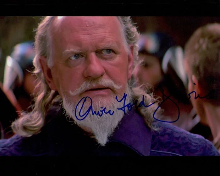 Oliver Ford Davies autograph