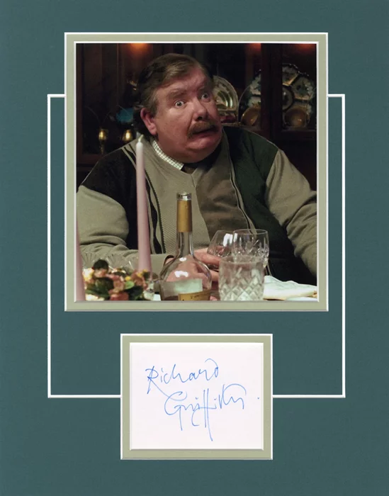 Richard Griffiths autograph