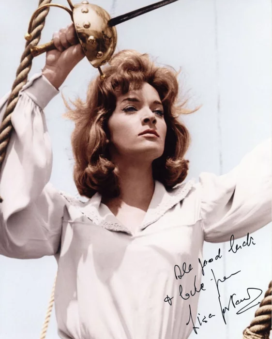 Lisa Gastoni autograph