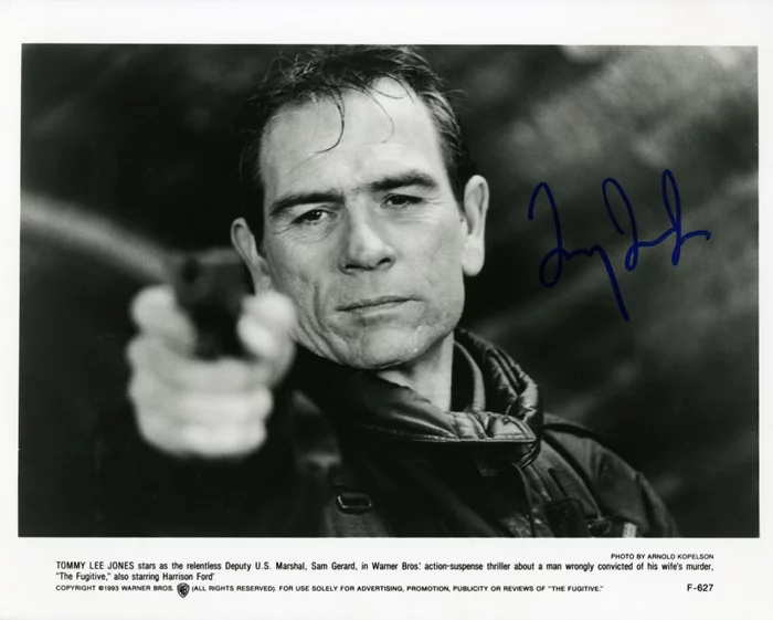 Tommy Lee Jones autograph