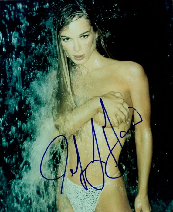 Jennifer Gareis autograph