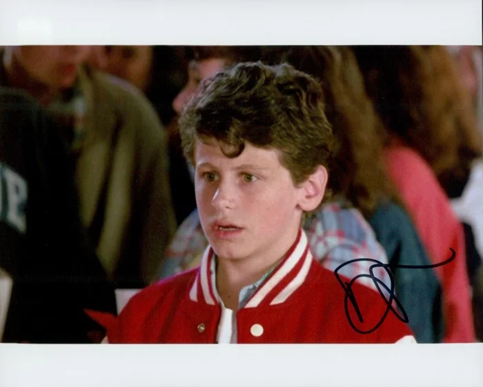 David Moscow autograph