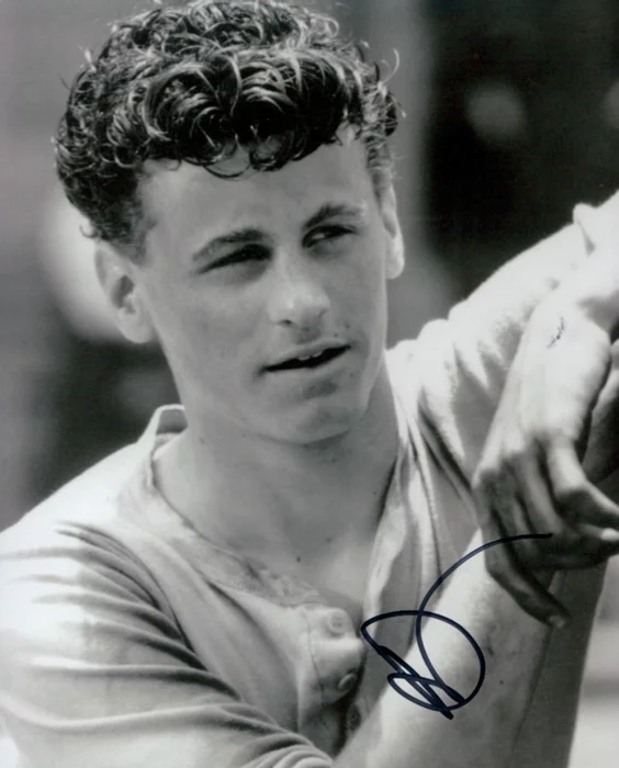 David Moscow autograph