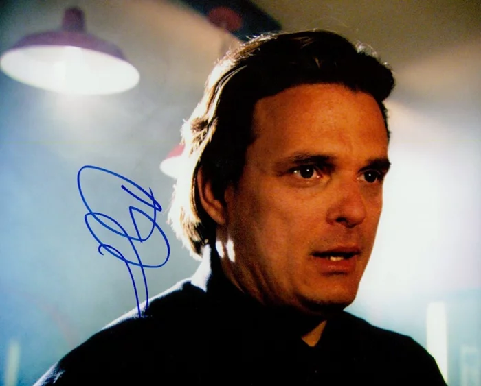 Damian Chapa autograph