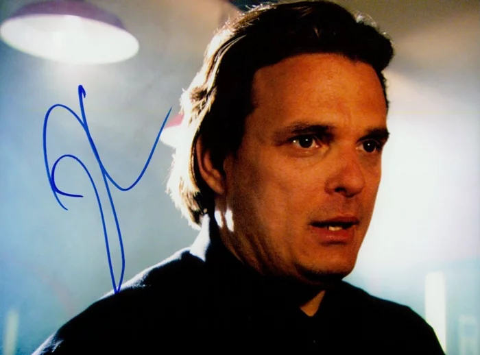 Damian Chapa autograph