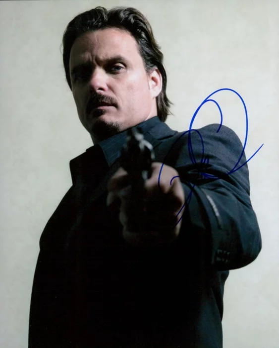 Damian Chapa autograph