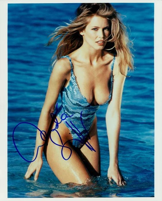 Claudia Schiffer autograph