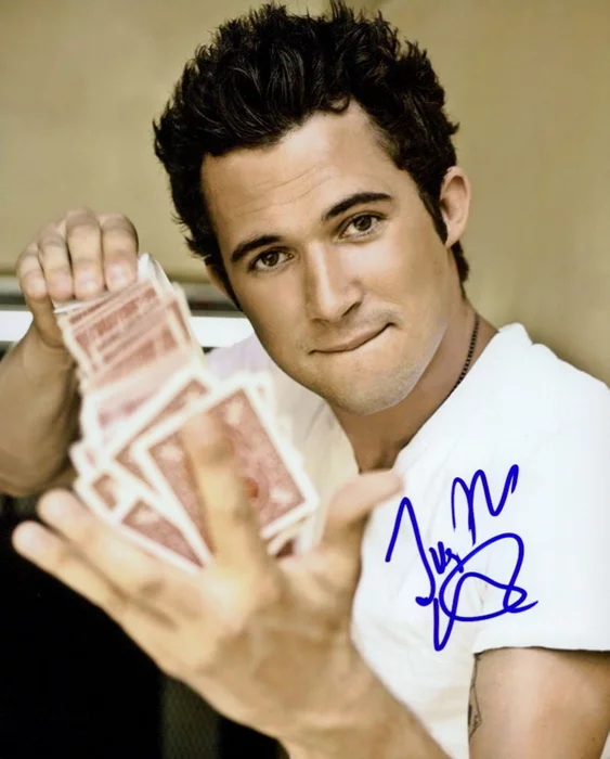 Justin Willman autograph