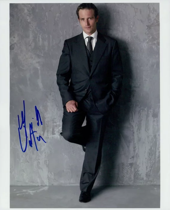 Michael Vartan autograph