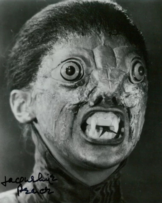 Jacqueline Pearce autograph