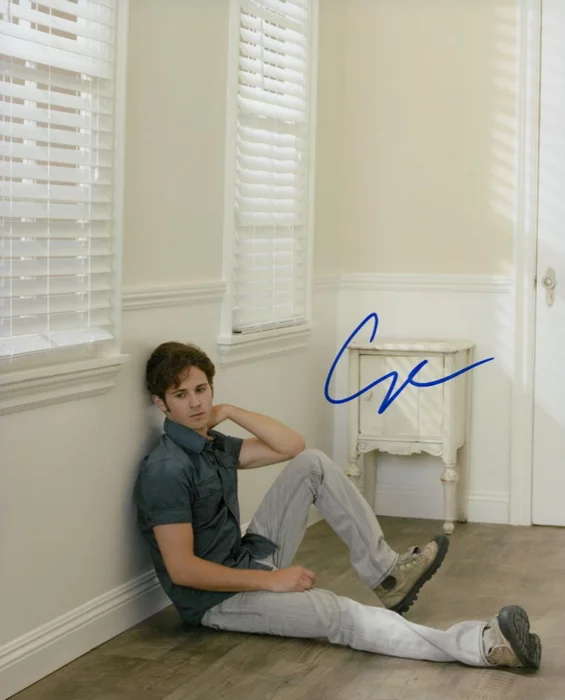 Connor  Paolo autograph
