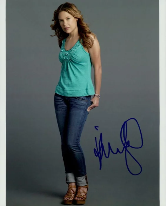 Kiele Sanchez autograph