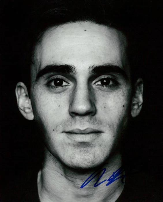 Ari Brand autograph