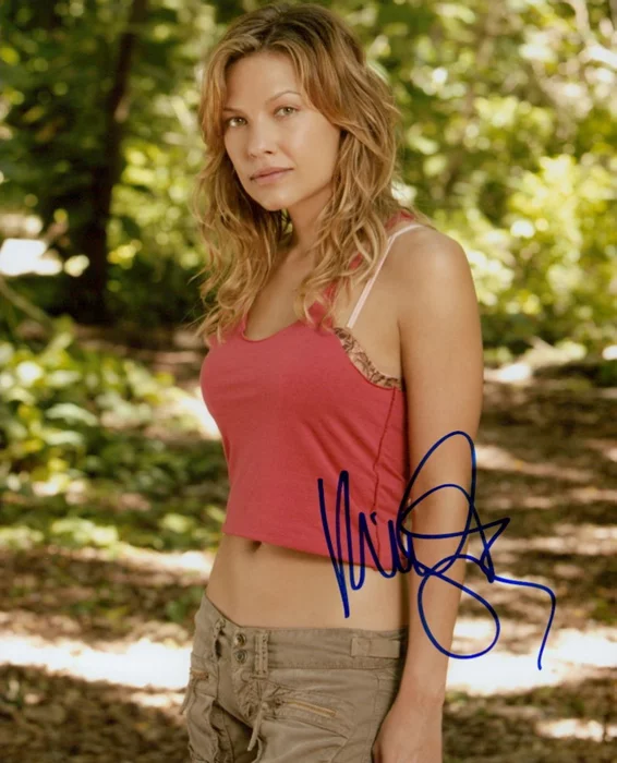 Kiele Sanchez autograph