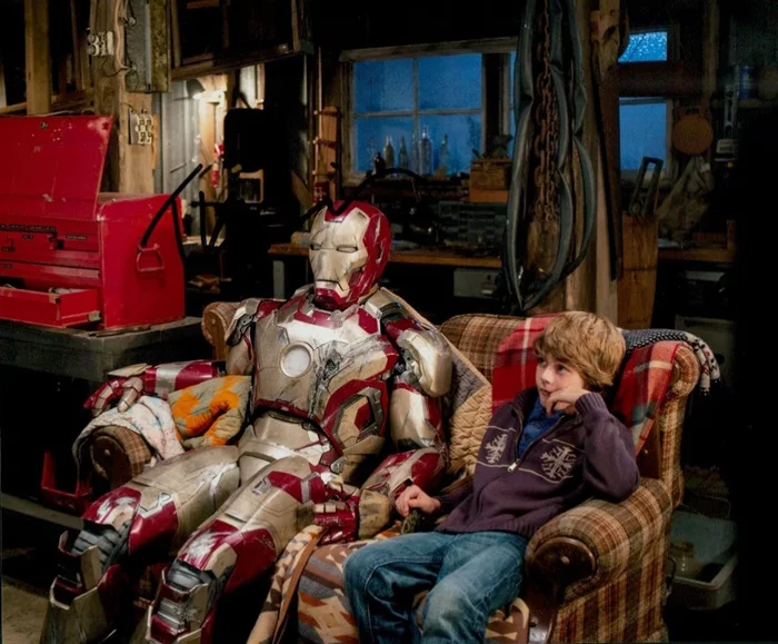 Ty Simpkins autograph
