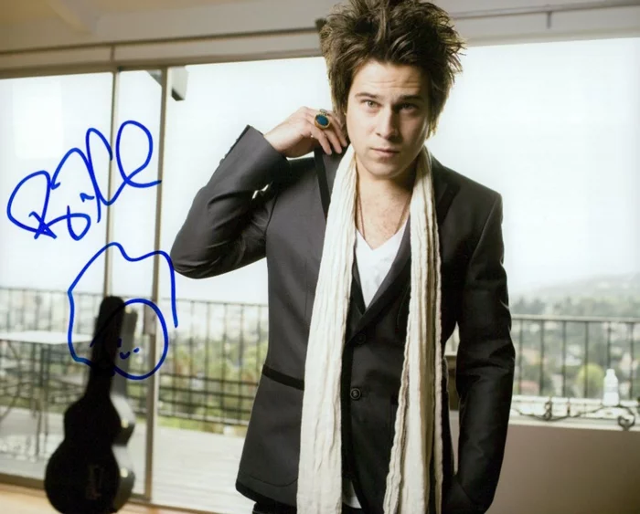 Ryan Cabrera autograph