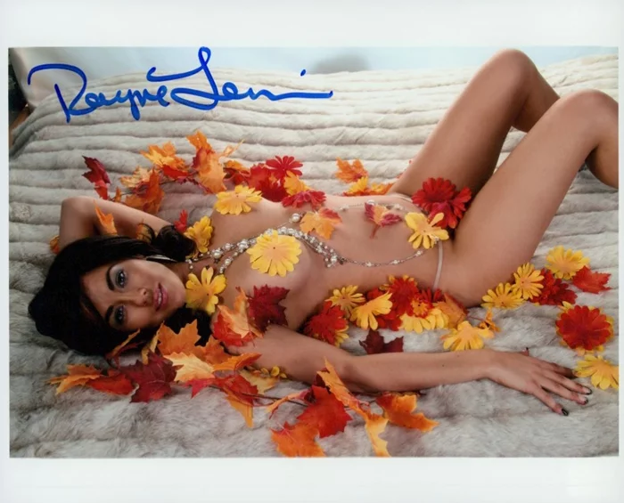 Rayne Lemire autograph