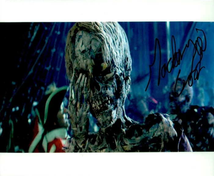 Mackenzie Crook autograph