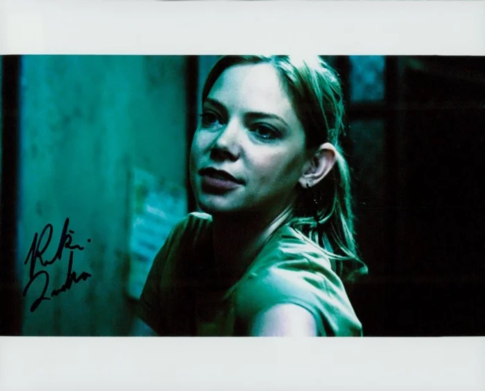 Riki Lindhome autograph