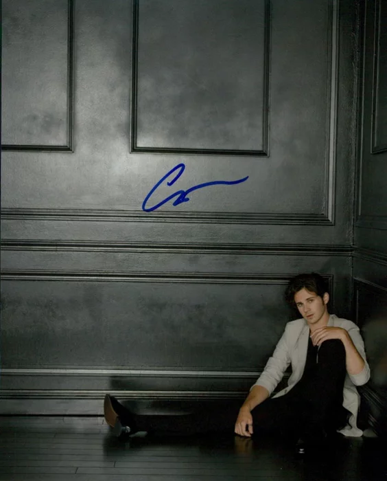 Connor  Paolo autograph
