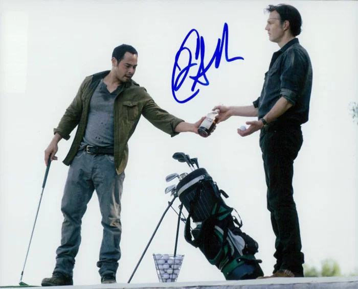 Jose Pablo Cantillo autograph