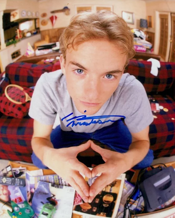 Christopher Masterson autograph