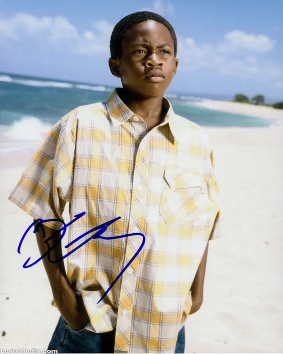 Malcolm David Kelley autograph