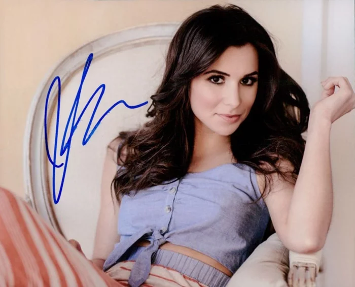 Josie Loren autograph