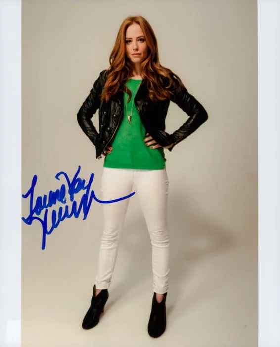 Jaime Ray Newman autograph