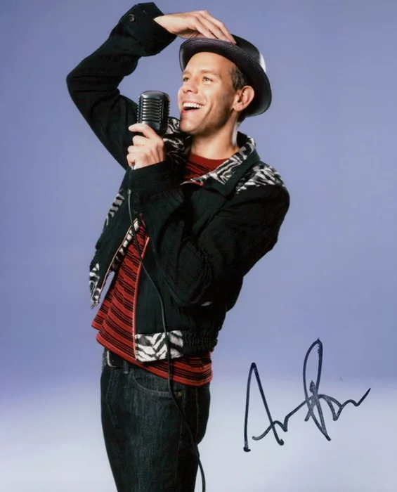 Adam Pascal autograph