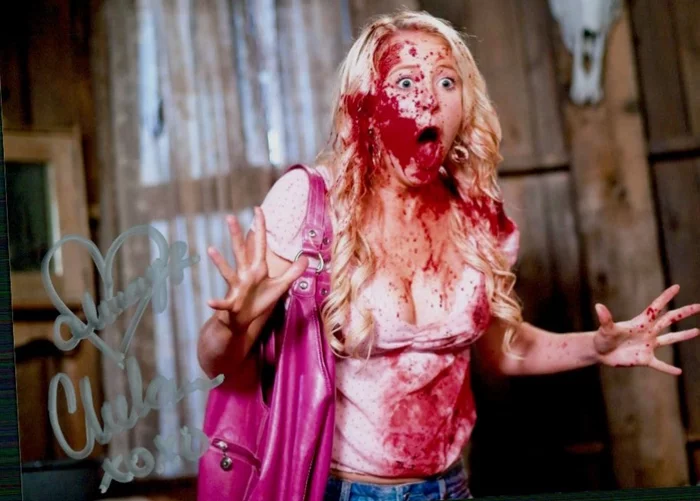 Chelan Simmons autograph