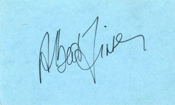 Albert Finney autograph