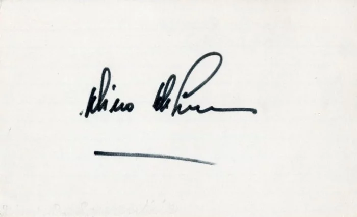Dino  De Laurentiis autograph