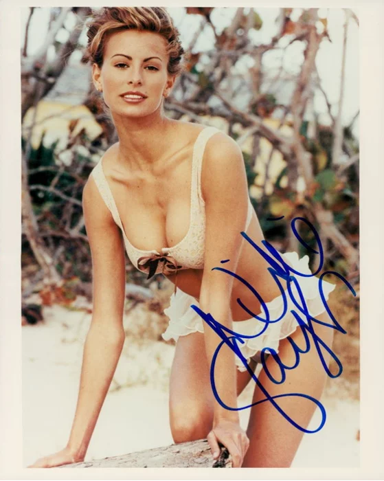 Niki Taylor autograph