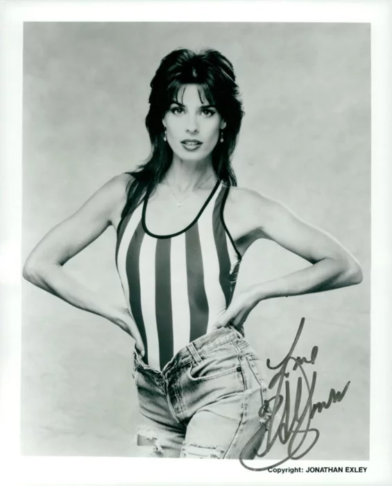 Kristian Alfonso autograph