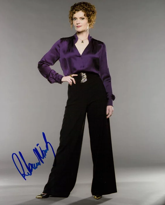 Rebecca Wisocky autograph