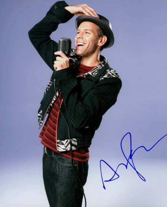 Adam Pascal autograph