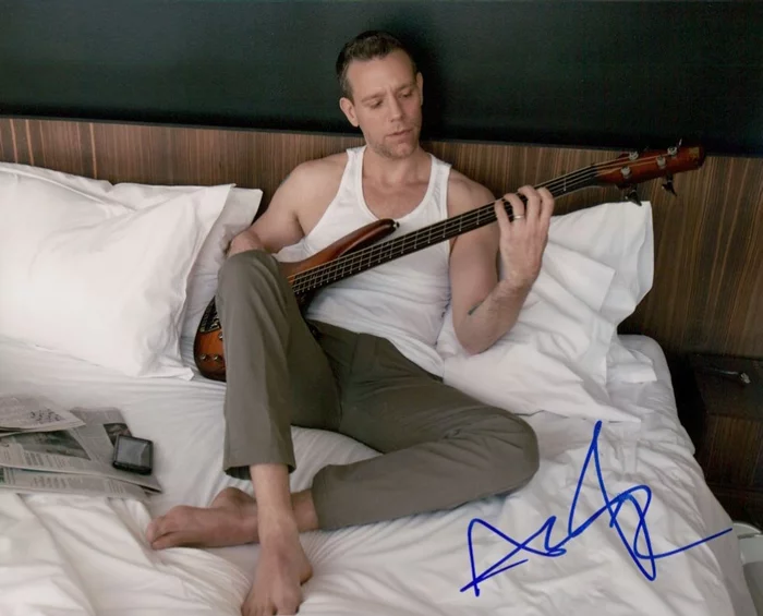 Adam Pascal autograph