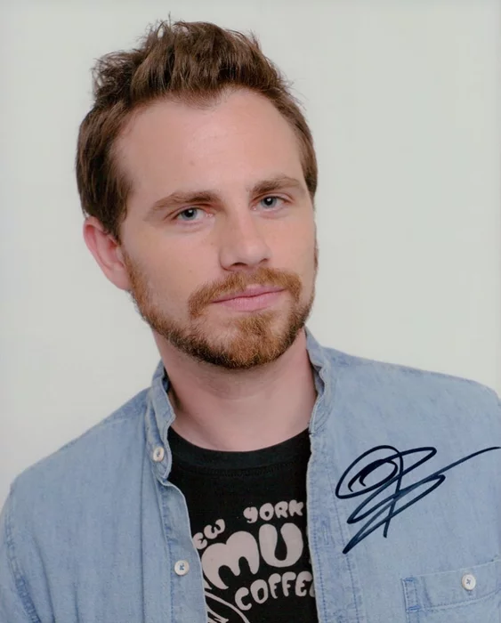 Rider Strong autograph