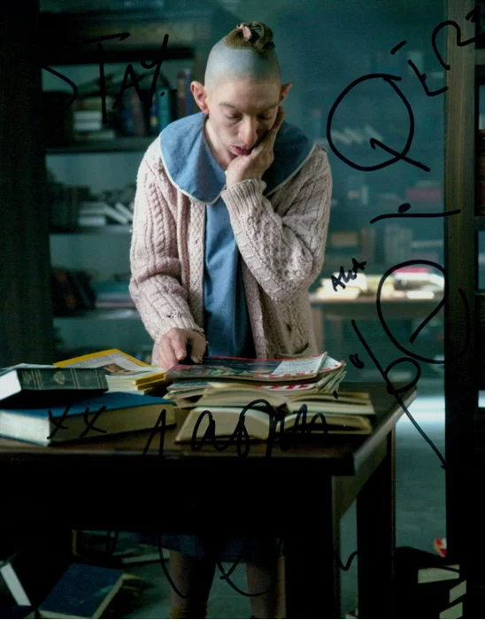 Naomi Grossman autograph