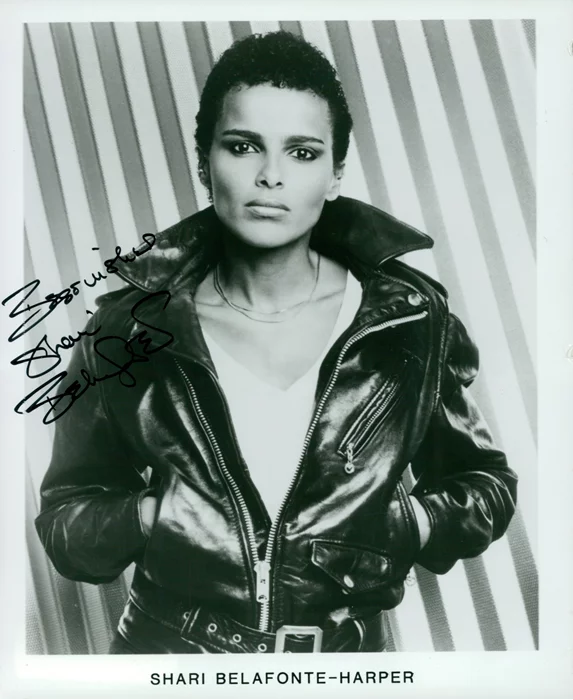 Shari Belafonte autograph