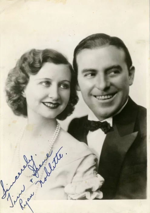 Irene Ryan autograph