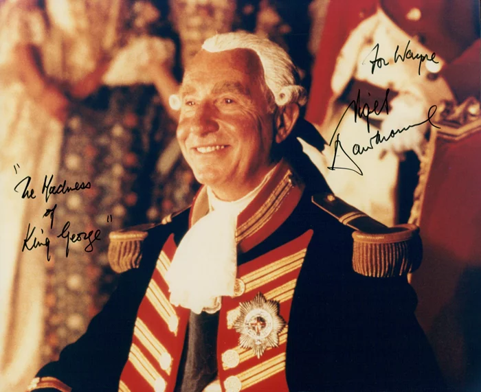 Nigel Hawthorne autograph