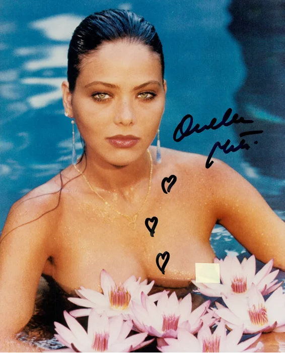 Ornella Muti autograph