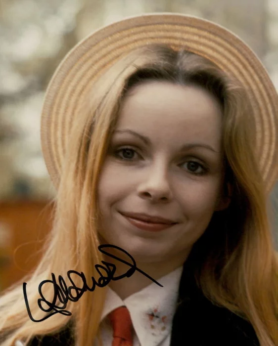 Lalla Ward autograph