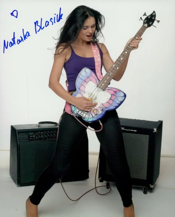 Natasha Blasick autograph