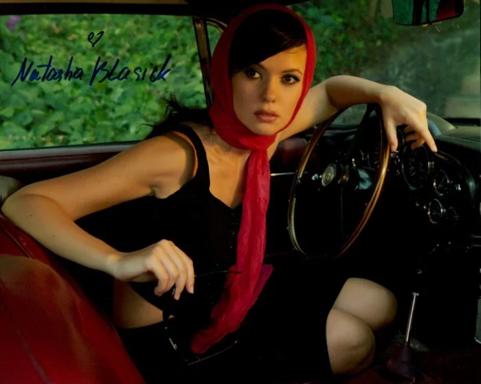 Natasha Blasick autograph
